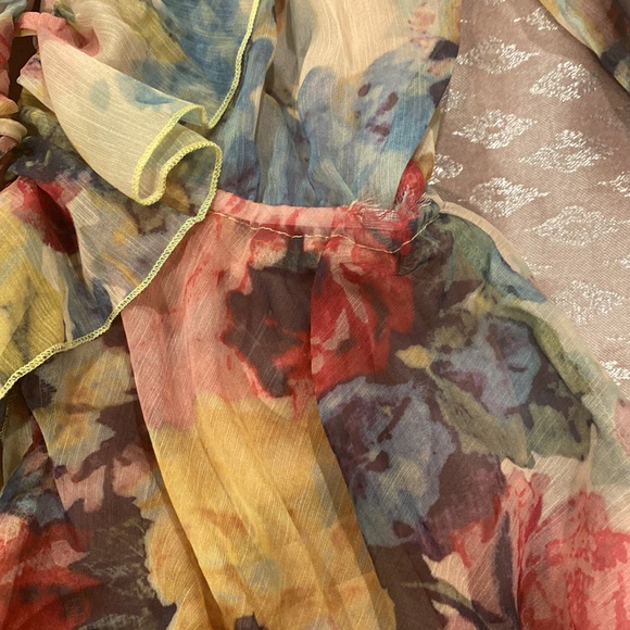 Few Moda Charla Ruffled Floral Watercolor Dress Size Medium - Picture 15 of 16